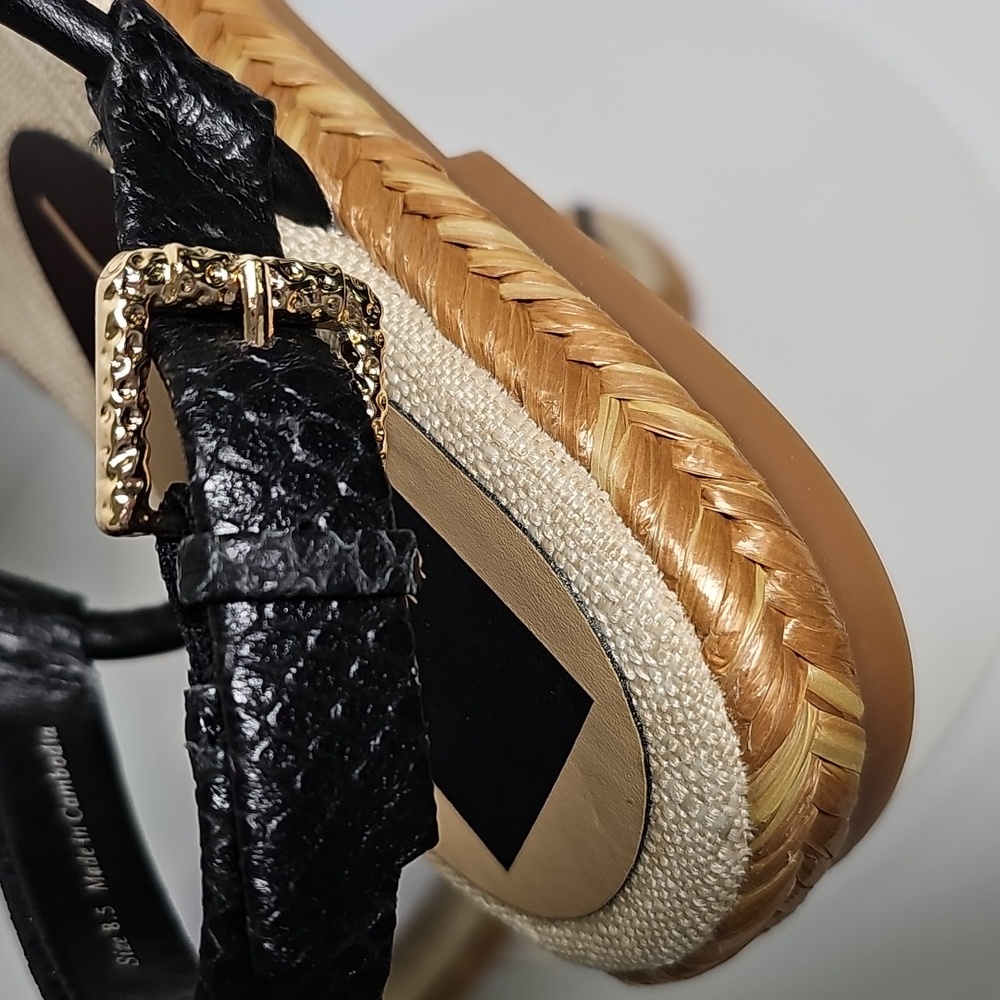 Dolce Vita Black and Tan Sandals - Picture 11 of 15